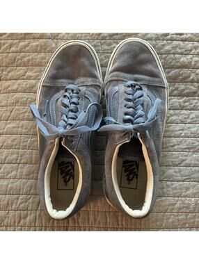 Vans gray blue suede old school shoes w/light blue laces